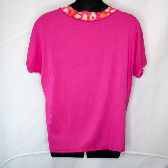 NEW Celeste Animal Print Top Womens L Large Pink Leopard V Neck Rayon Tee QQ06X - Picture 5 of 7